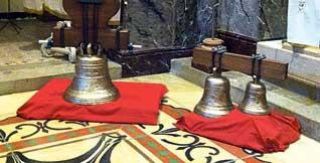 Las campanas restauradas se expondrán en la iglesia hasta mañana. - Autor: FRAU, J.