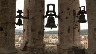 El campanar d'Esparreguera és el segon més alt de Catalunya - Autor: SIGNES DELS TEMPS