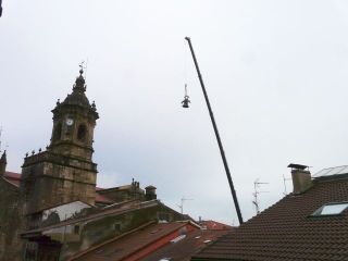 Las dos campanas van camino de Palencia para su arreglo - Autor: hondarribia.org