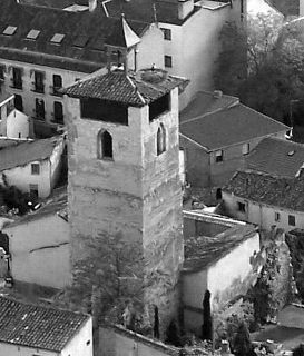 (Figura 3) Vista de la Torre del Reloj, al lado se encontraba la antigua iglesia de San Esteban - Foto Daniel SANZ PLATERO (2008)